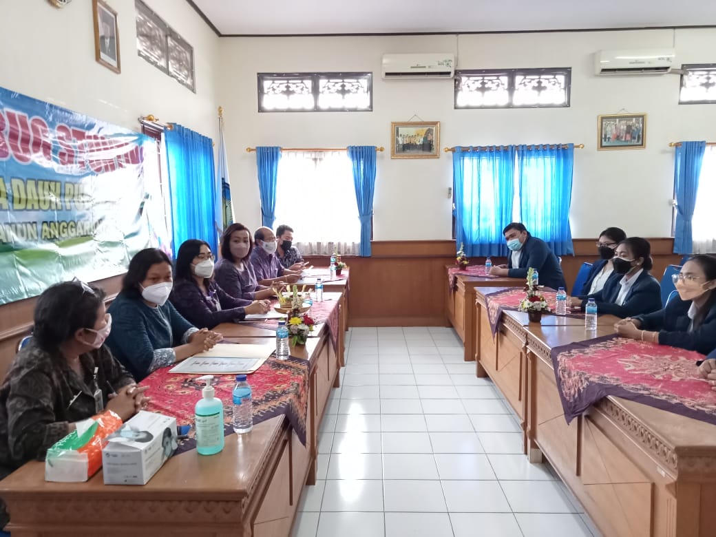 PENERIMAAN MAHASISWA UNIVERSITAS UDAYANA DI DESA DAUH PURI KANGIN